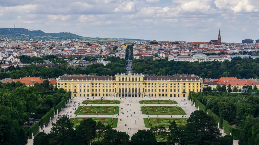 A picture of the Schonbrunn Palace in Austria Vienna