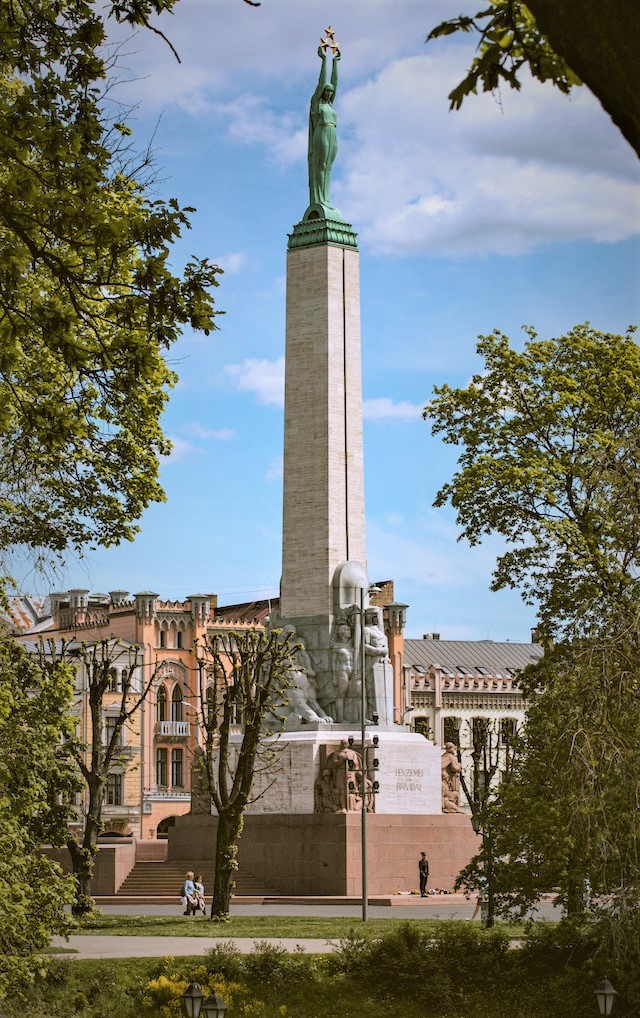 photo of the freedom monument in riga latvia