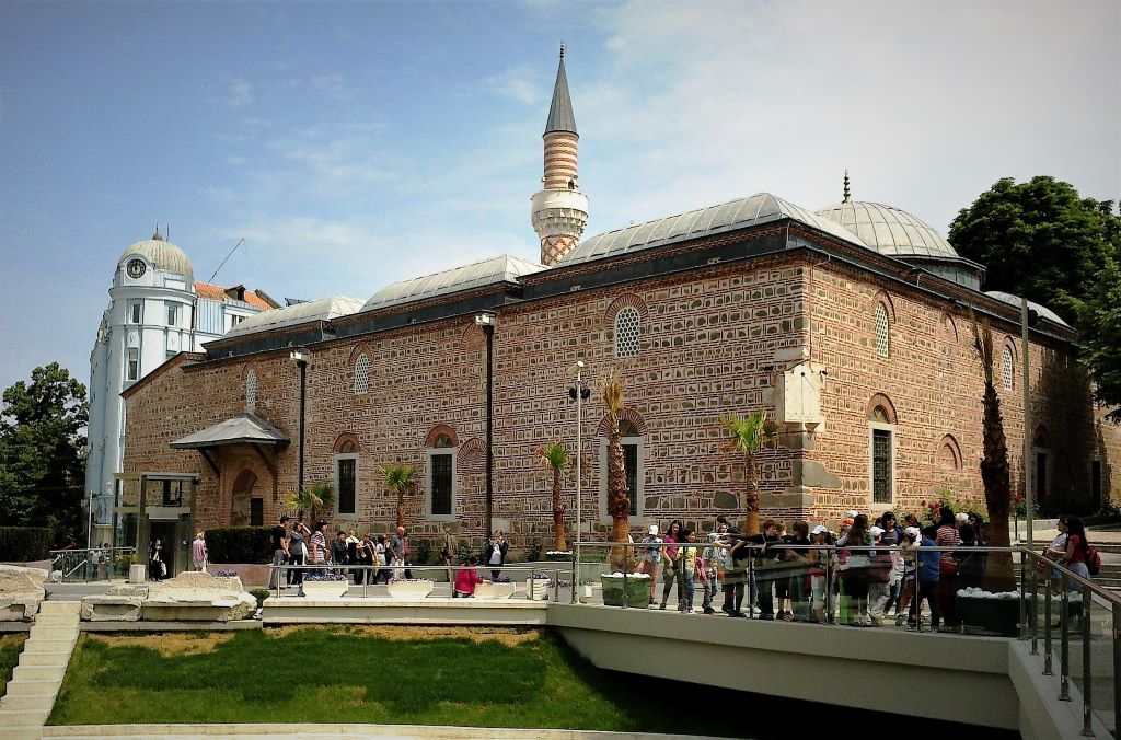 photo of a red brick mosque in plovdiv bulgaria